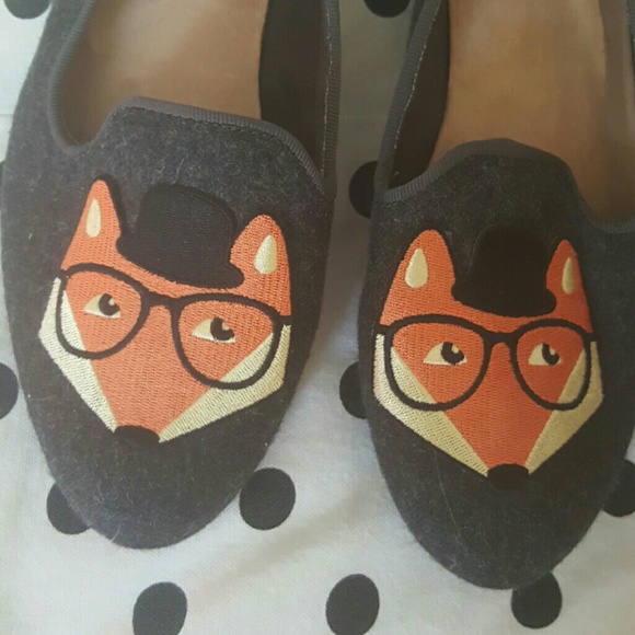 Smart Fox ... me Too grey flats size 8M - Picture 2 of 4
